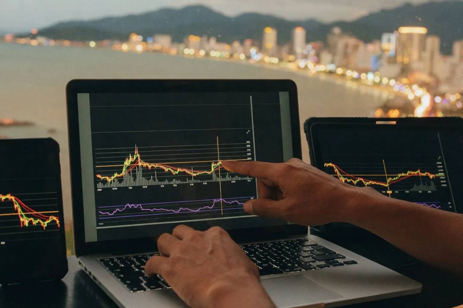 Investors shift from 60/40 to alternative ETF strategies